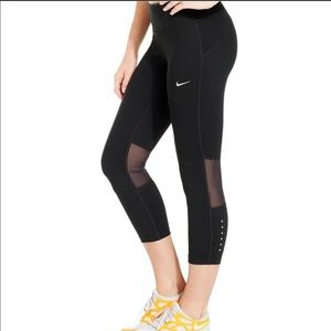 NIKE Epic Run Crop Women’s Leggings w Dri FIT Technology - NWT